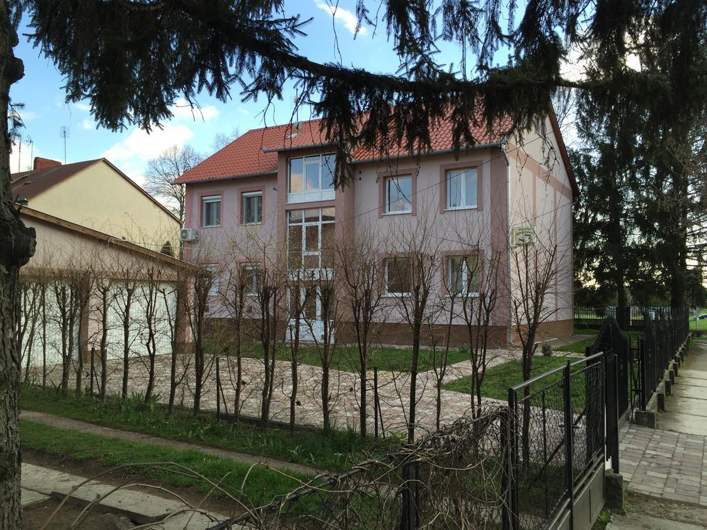 Platan Apartman Hajdúszoboszló Zewnętrze zdjęcie